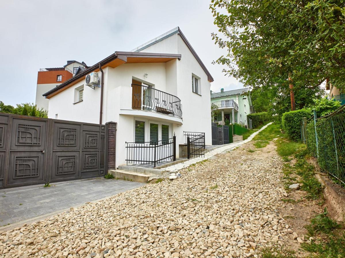 Private Apartments Truskavets Ngoại thất bức ảnh