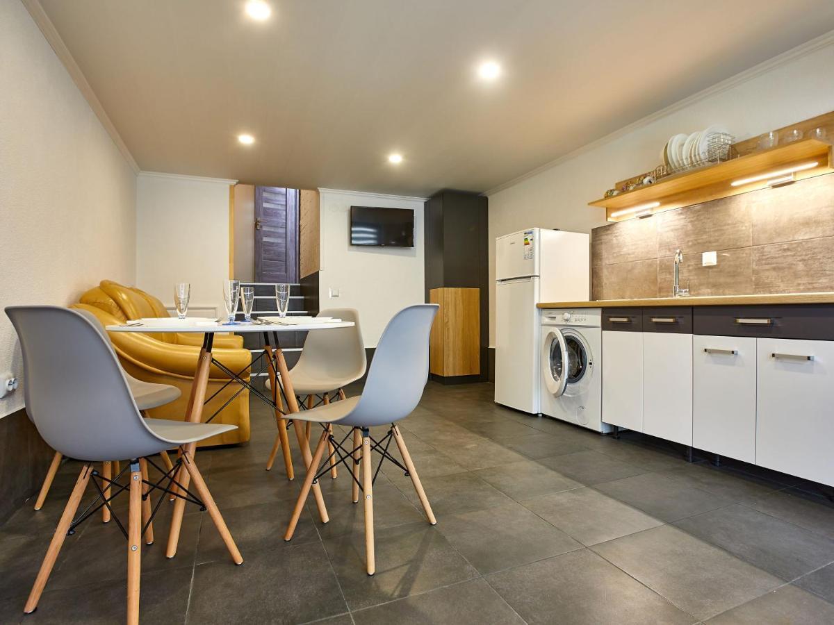 Private Apartments Truskavets Ngoại thất bức ảnh